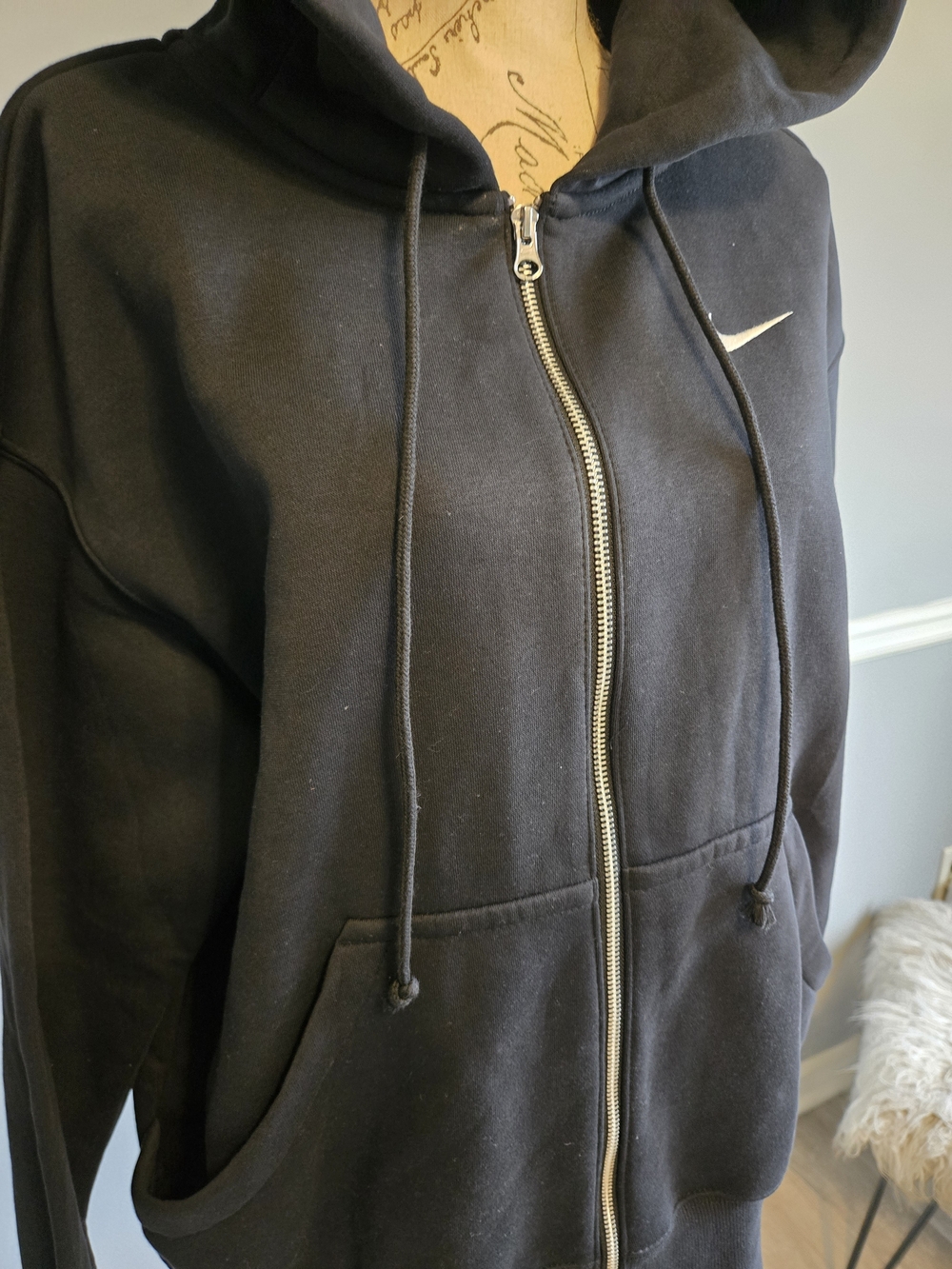 Nike Black Full-Zip Hoodie with Swoosh - Picture 2 of 6